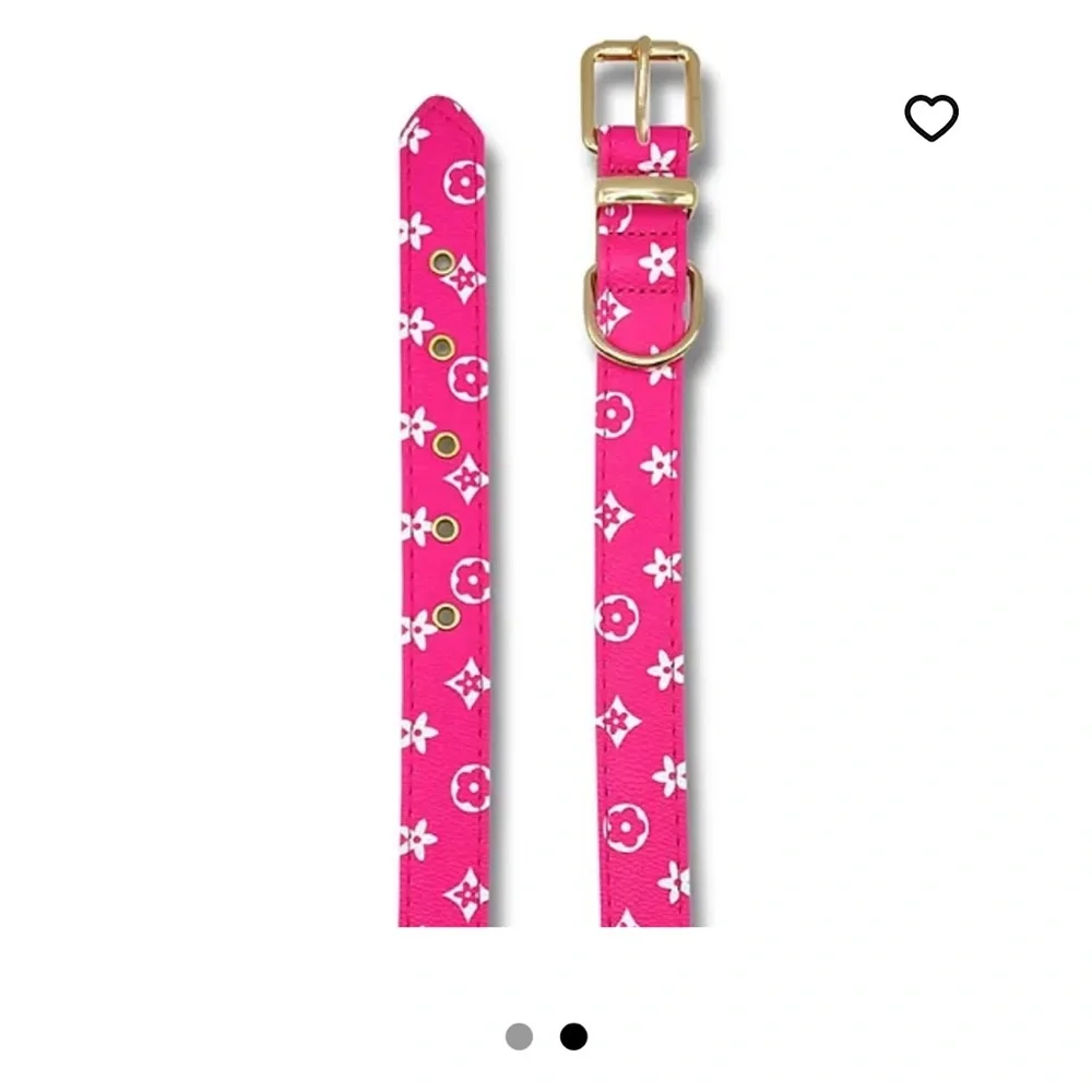 collar pink flower